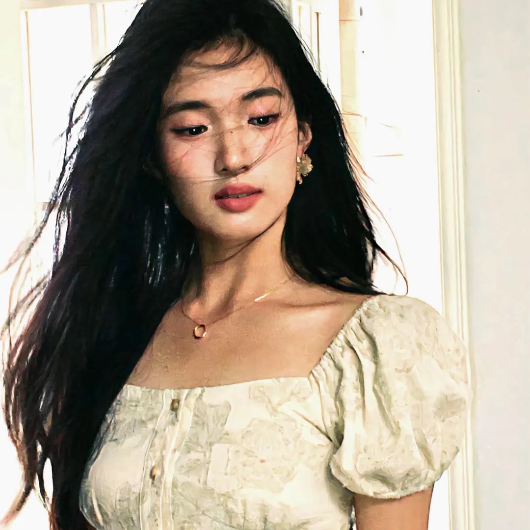 女警